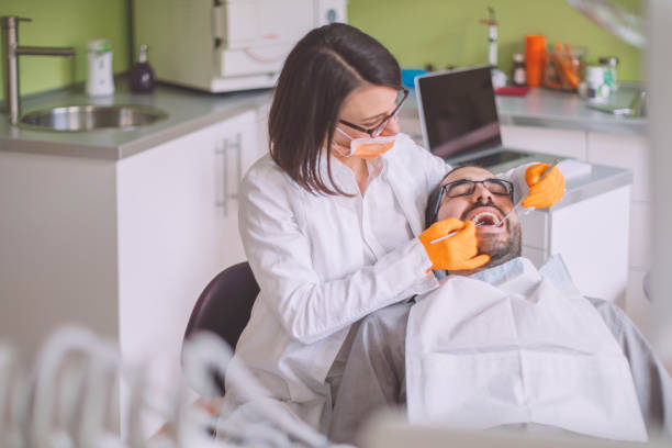 Best Dentist Open Late Near Me  in Clinton, LA